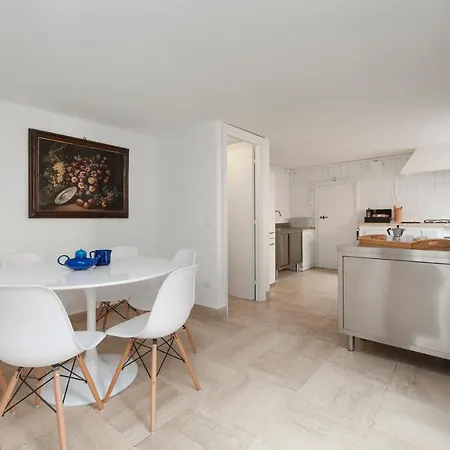 Ancient Palace In Downtown Appartement Rome