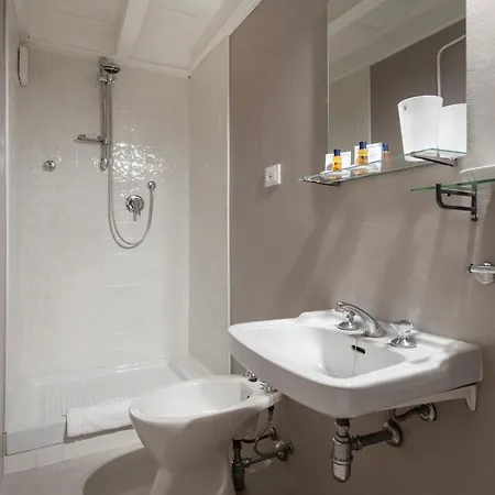 Ancient Palace In Downtown * Rome