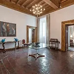 Διαμέρισμα Ancient Palace In Downtown *